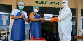 BGA Group Sumbang APD Ke Rumah Sakit di Ketapang