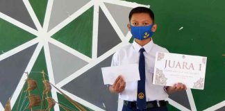 Siswa Binaan Astra Agro Kreasikan Lidi Kelapa Sawit