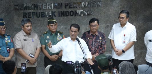 Kabar Baik untuk Petani, Jokowi Naikkan Kuantum Pupuk Jadi 9,55 Juta Ton