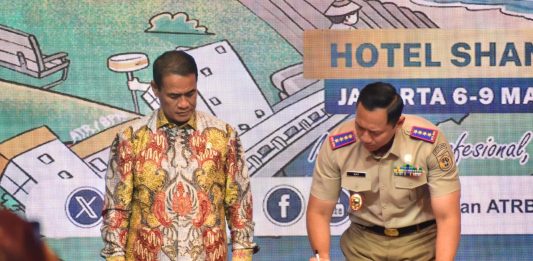 Mentan Amran Dorong Kementrian ATR/BPN Lindungi 7,4 Juta Hektare Sawah