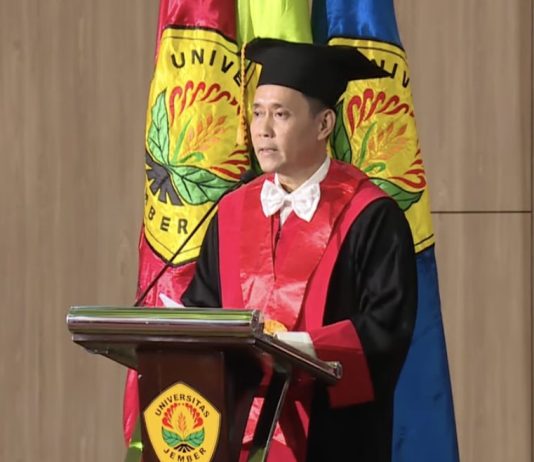 Kebijakan Strategis Untuk Mewujudkan Revitalisasi Industri Kehutanan