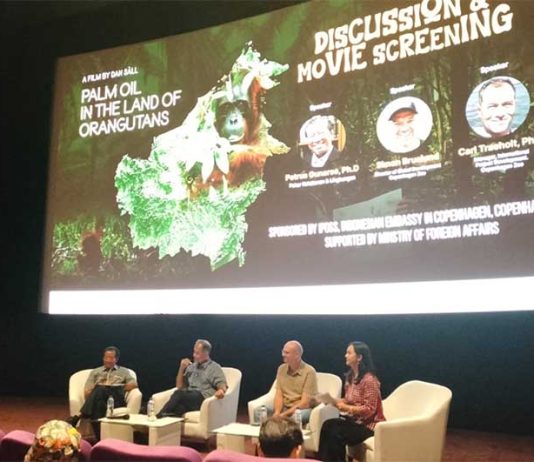 Palm Oil in The Land of Orangutans: Diplomasi dari Tengah Rimba Sawit