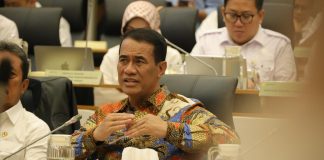 menteri pertanian, Andi Amran Sulaiman dalam rapat kerja di dpr.