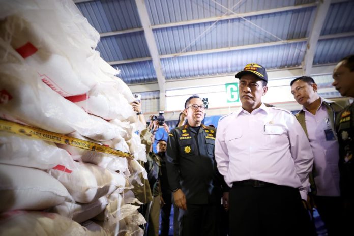 andi-amran-sulaiman-inpeksi-beras