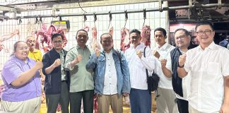 kementan berfoto bersama asosiasi dan pedagang sapi
