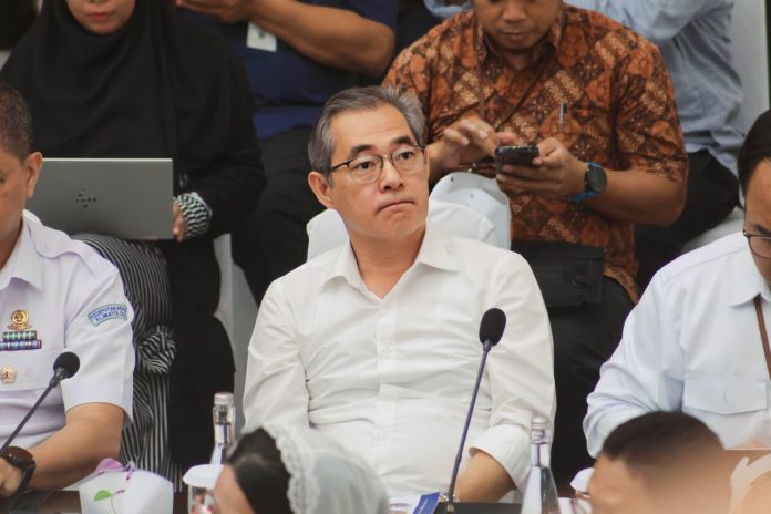 irektur Keuangan Perum Bulog, Hendra Susanto