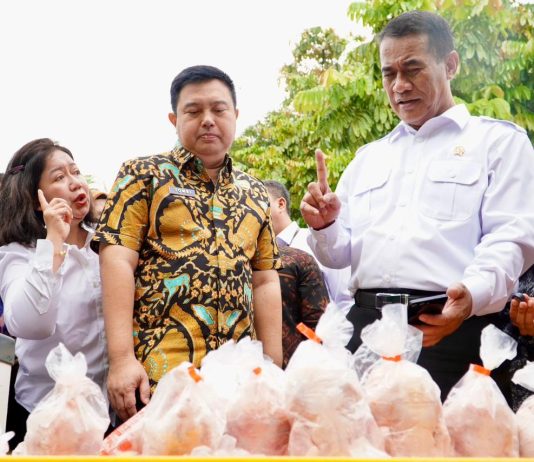 Amran Pastikan Stok Pangan Surplus Jelang Ramadan Kepala Badan Pangan Nasional (Bapanas), Andi Amran Sulaiman.