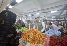 Direktur Utama Perum BULOG,Letjen TNI (Purn) Ahmad Rizal Ramdhani