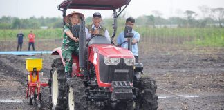Direktur Utama Perum Bulog, Ahmad Rizal Ramdhani. (t)