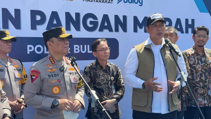 Direktur Utama Perum BULOG Letjen TNI (Purn) Ahmad Rizal Ramdhani