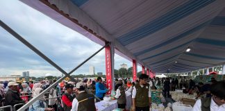 Bazar Dari Istana Untuk Rakyat