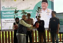 Pemda Bogor dan FK P4S Dorong Sertifikasi Pengedar Benih Hortikultura Ketua Forum Komunikasi P4S Kabupaten Bogor sekaligus Ketua Paguyuban Pasar Petani Garuda, Ruslan .
