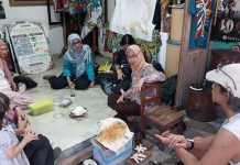 INSTIPER Yogyakarta Perkenalkan Malam Batik Kelapa Sawit di Kampung Tamansari
