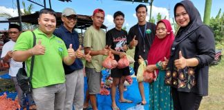 Perkuat Hubungan dengan Masyarakat, Musim Mas Salurkan Hewan Kurban