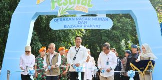 Bulog Catat Rekor Stok Beras 5,3 Juta Ton di Usia ke-59 Direktur Utama Perum Bulog Ahmad Rizal Ramdhani