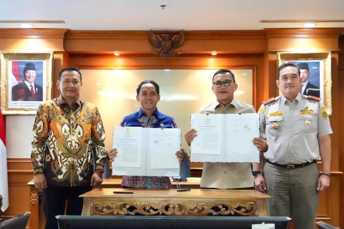 Barantin dan kemenhut melakukan MoU