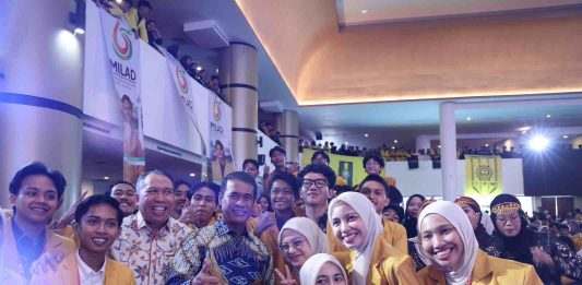 Mentan Amran Ajak Pelajar Muhammadiyah Bangun Budaya Produktif dari Pekarangan Menteri Pertanian (Mentan), Andi Amran Sulaiman