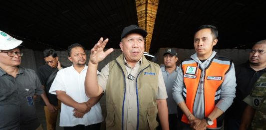 Bulog Gandakan Penanganan Hama di Gudang Beras Karawang Direktur Operasi Perum BULOG, Andi Afdal,