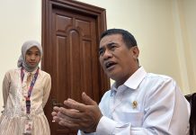 Mentan Amran Bongkar Beras Berkedok Fortifikasi Dijual Rp 42.000 Per Kilogram Menteri Pertanian (Mentan), Andi Amran Sulaiman