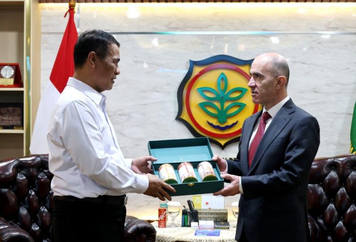 andi-amran-sulaiman-lebanon Menteri Pertanian (Mentan), Andi Amran Sulaiman