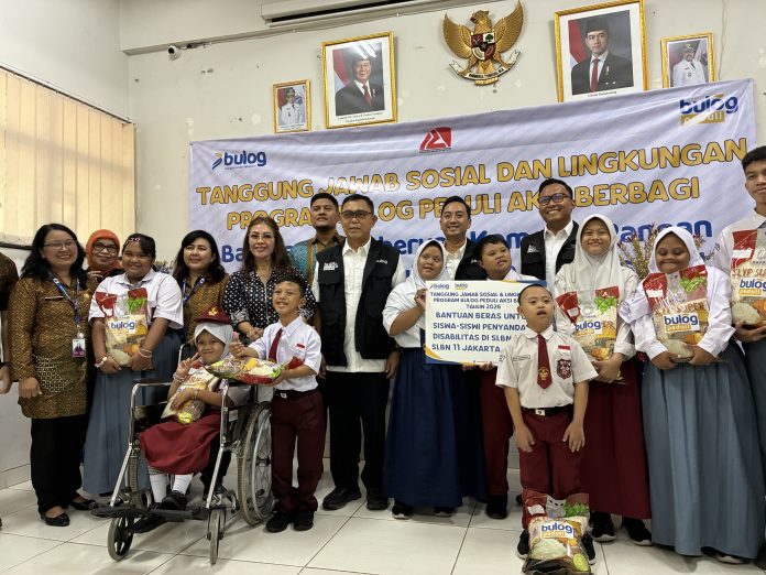 Wakil Direktur Utama Perum Bulog, Marga Taufiq