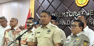 Kementan dan HKTI Sepakati Harga Ayam Hidup Rp19.500 dan Telur Rp24.000 Wakil Menteri Pertanian sekaligus Ketua Dewan Pimpinan Nasional (DPN) HKTI, Sudaryono