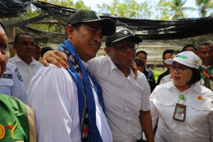 amrans-sulaiman-kakao-alor-2 Menteri Pertanian Andi Amran Sulaiman