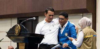 Harga Beras di Alor Tembus Rp30 Ribu, Amran Perintahkan Bulog Kirim SPHP dan Bangun Gudang Kepala Badan Pangan Nasional sekaligus Menteri Pertanian Andi Amran Sulaiman