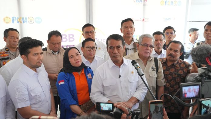 andi-amran-sulaiman-tiara-devi Menteri Pertanian (Mentan), Andi Amran Sulaiman
