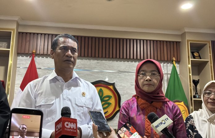 Menteri Pertanian (Mentan), Andi Amran Sulaiman bertemu dengan Ketua Komnas Perempuan Maria Ulfah Anshor