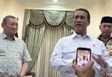 Mentan Amran Pastikan Ekspor 200.000 Ton Beras ke Malaysia Tak Ganggu Stok Dalam Negeri Menteri Pertanian (Mentan), Andi Amran Sulaiman