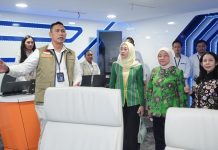 Direktur Utama Perum BULOG Letnan Jenderal TNI (Purn.) Dr. Ahmad Rizal Ramdhani