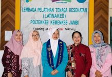 Ketika Pendidikan Tinggi Tak Lagi Jadi Mimpi bagi Anak Perempuan Orang Rimba