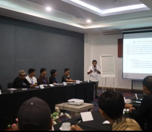 Perkuat Kemandirian Pekebun, IPB Training Latih 60 Peserta di Sulawesi Barat Membuat Pupuk Organik
