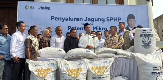 Tak Usah Repot Demo, Mentan Amran: “Datang ke Saya, Saya Beresin untuk Peternak” Menteri Pertanian (Mentan), Andi Amran Sulaiman