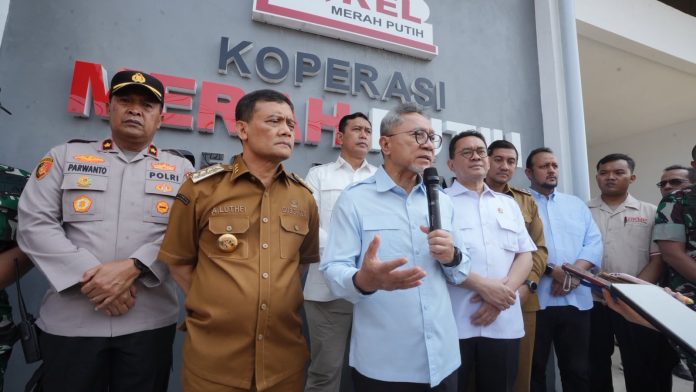 Menteri Koordinator Bidang Pangan Zulkifli Hasan